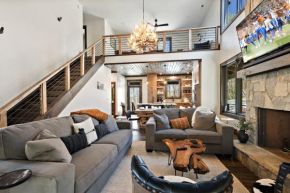Dark Horse Lodge